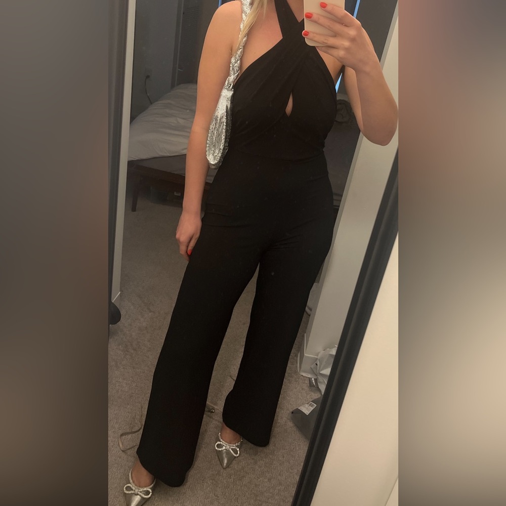 Halter Jumpsuit - Picture 5 of 5